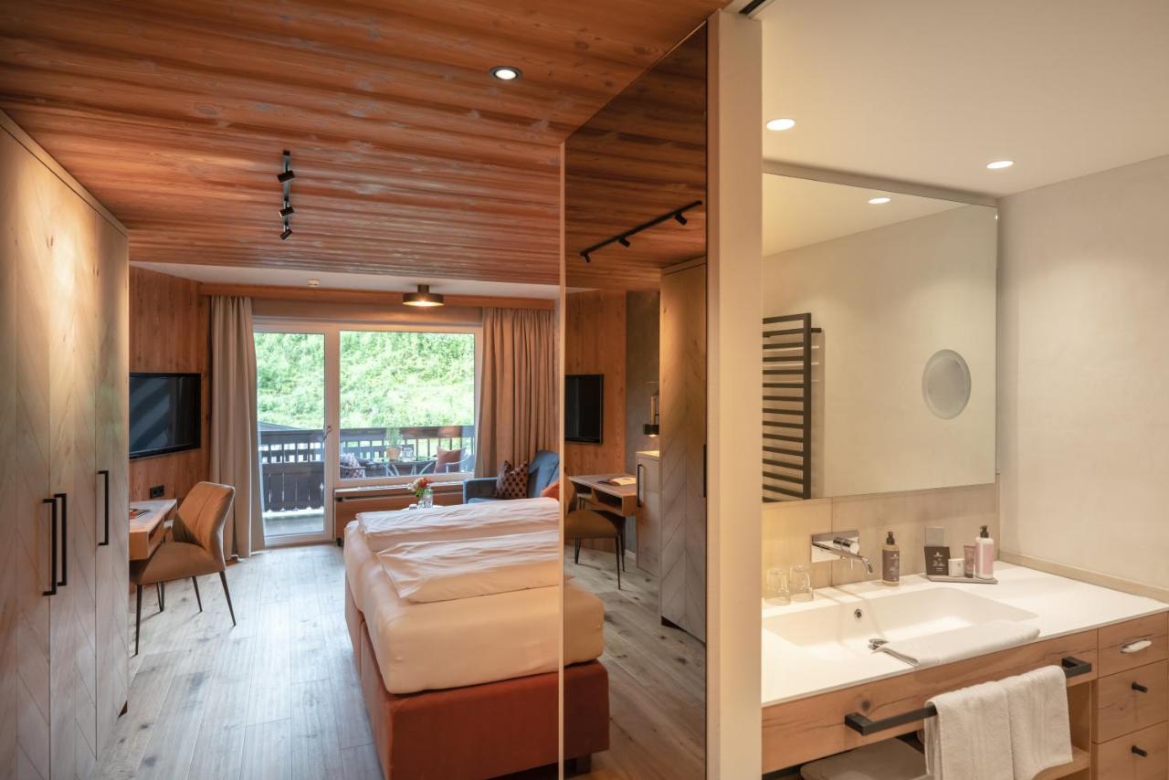 Deluxe Double Room Balcony