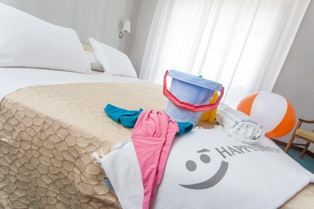 Double Room,1343976653:JPEG