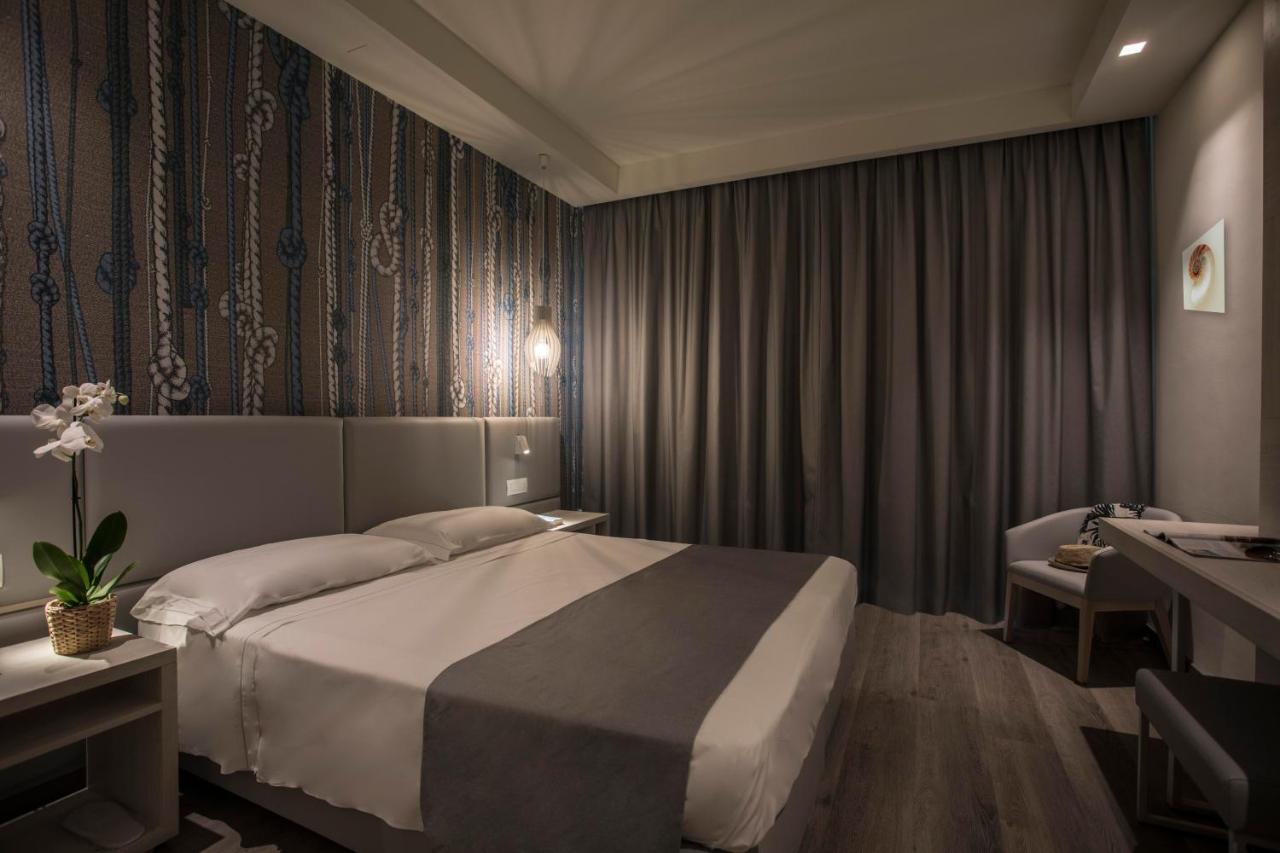 Superior Double or Twin Room Balcony Sea View