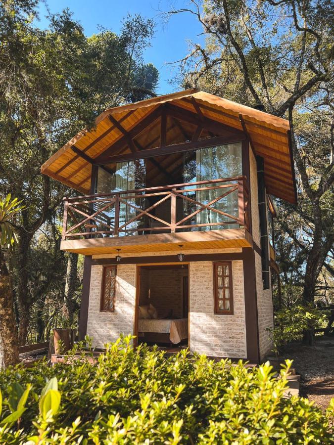 Chalé Duplex com Banheira de Hidromassagem