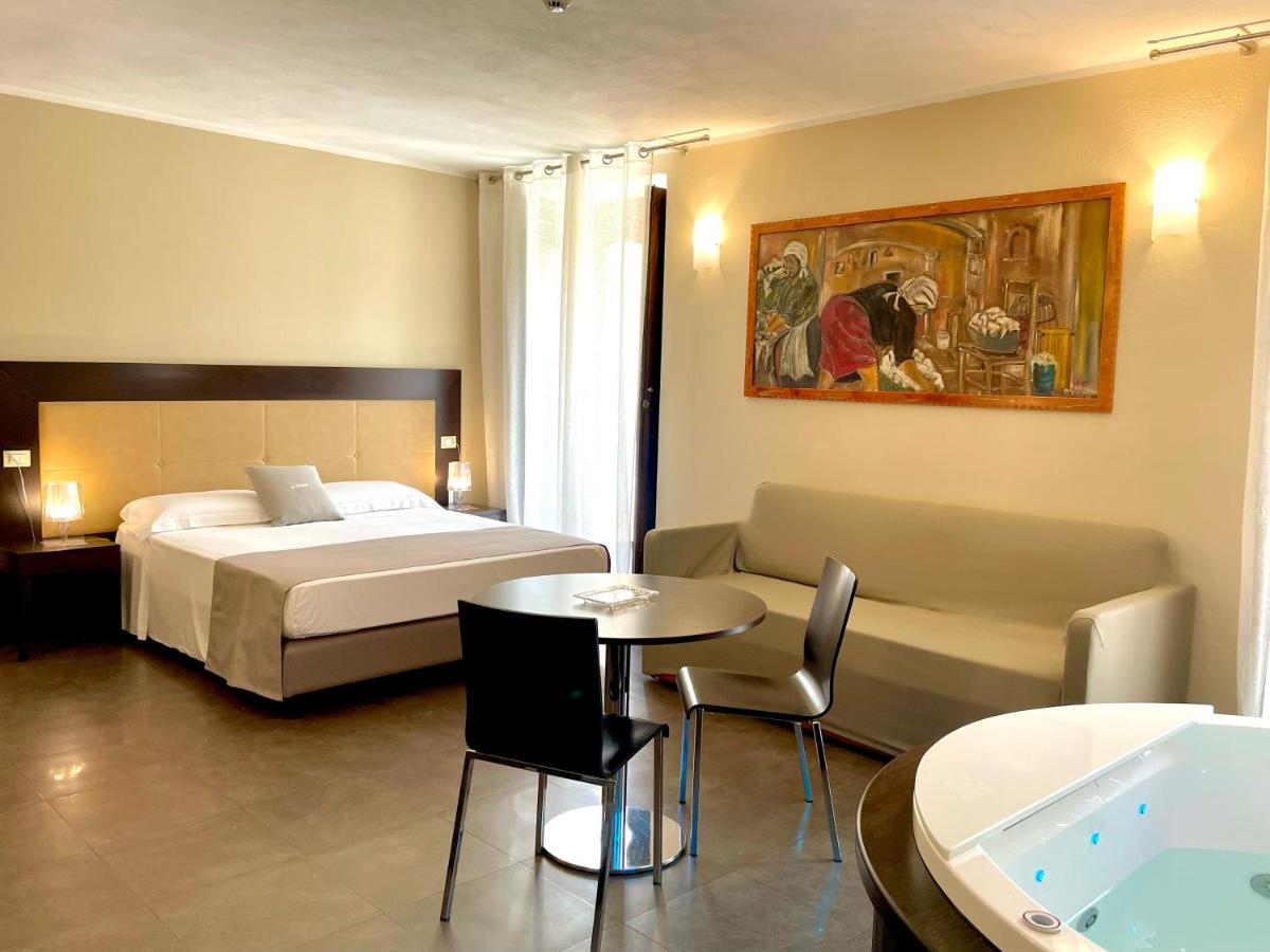 Suite Hot Tub
