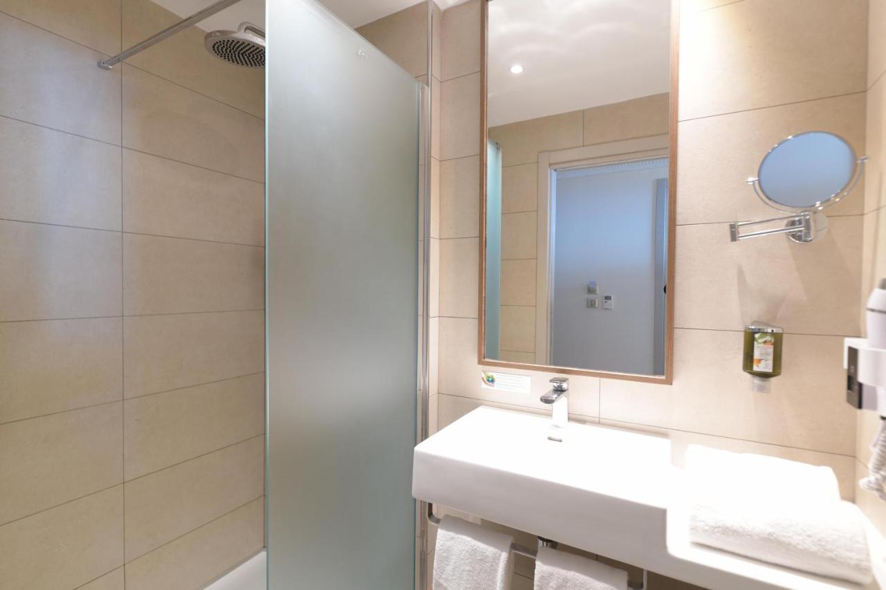 Privilege Double or Twin Room Mountain View