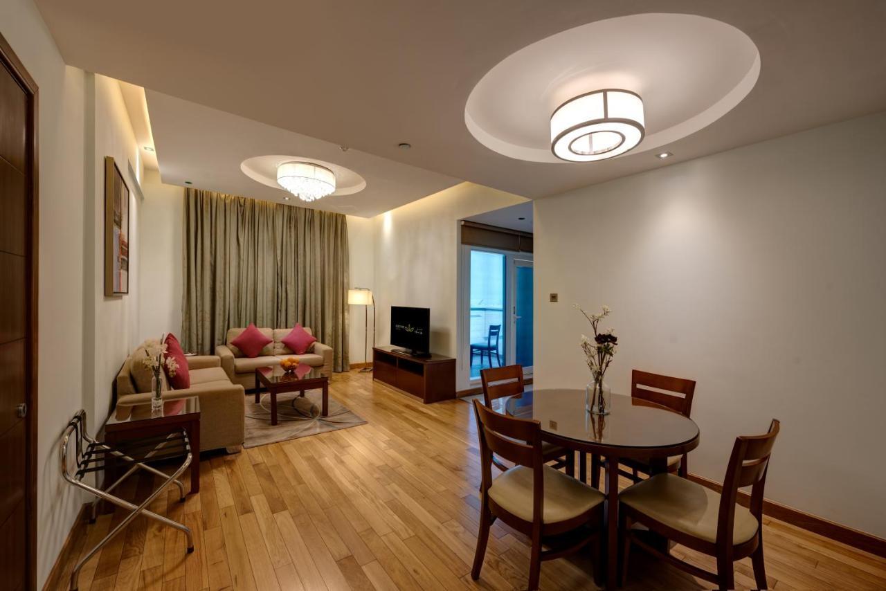 Deluxe One-Bedroom Suite