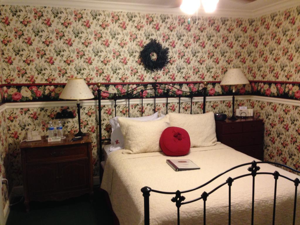 Rose Room