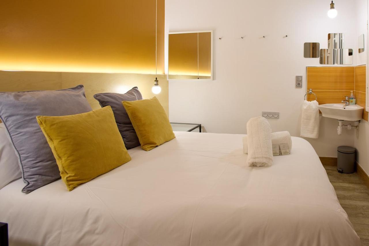 Interior Double Room