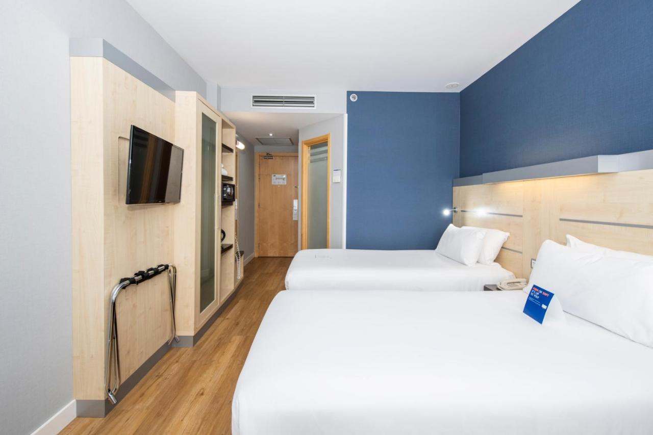 Standard Room,1254576196:JPEG