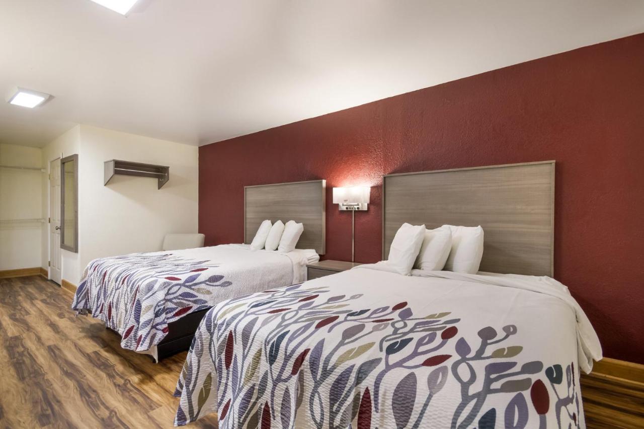 Deluxe Queen Room Two Queen Beds Non-Smoking