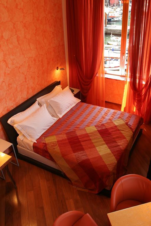 Double or Twin Room Sea View