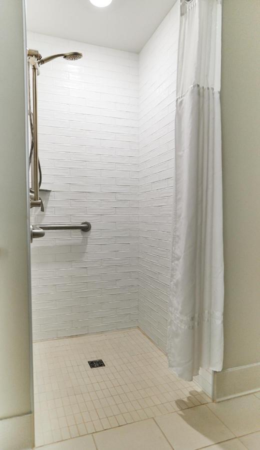 1 Bedroom ADA Loft