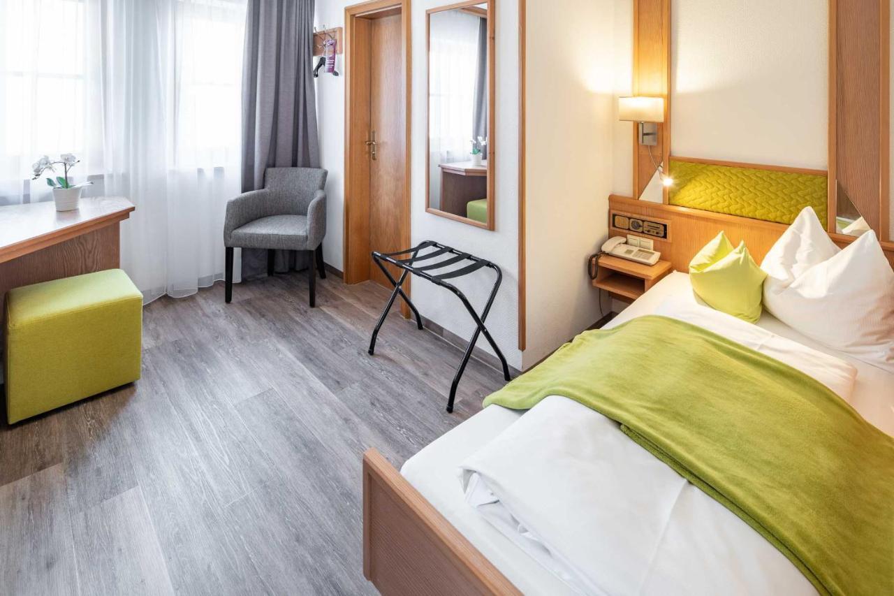 Large Single Room