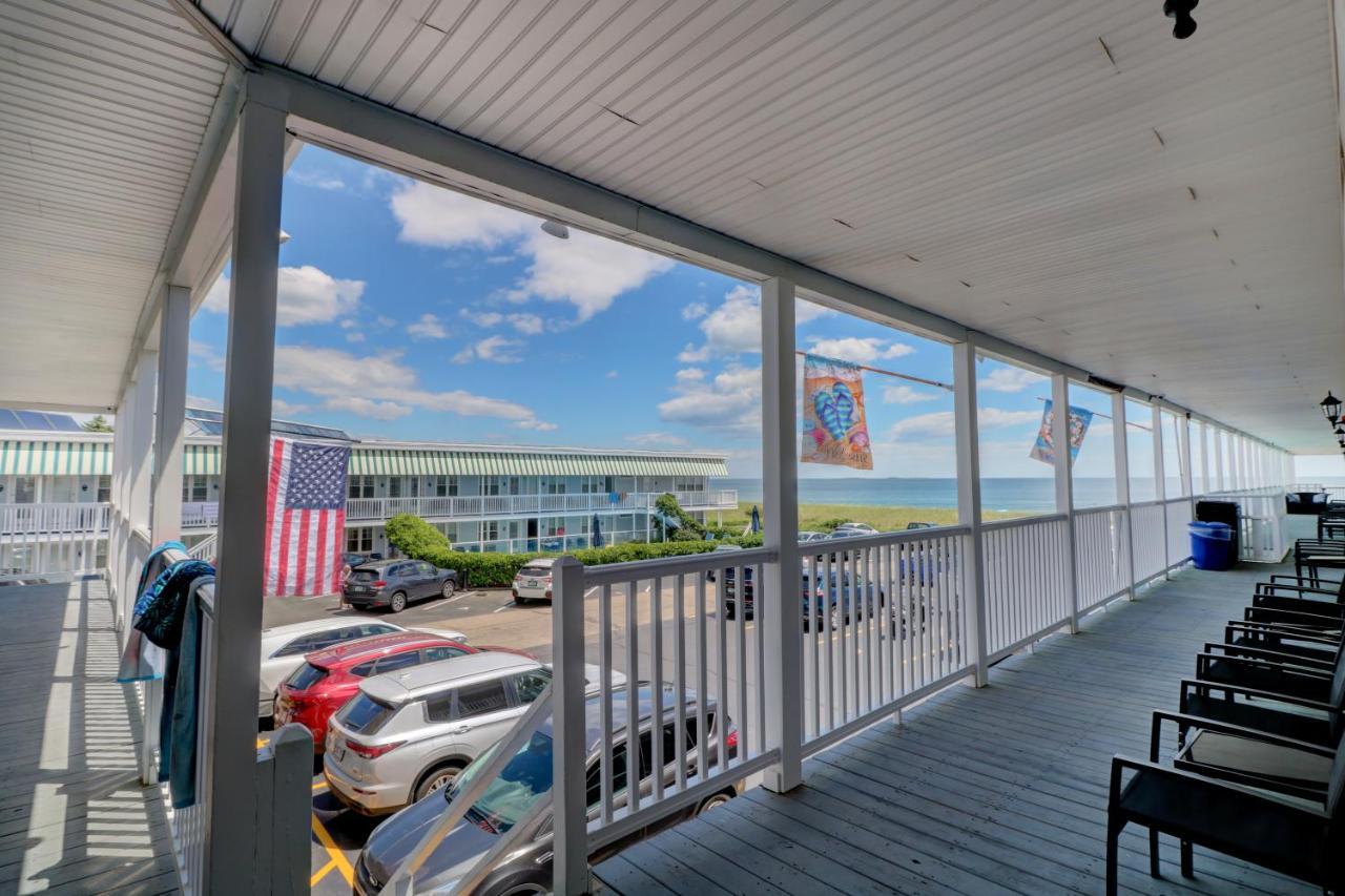 Ocean View Deluxe 2 Queens 1st or 2nd floor