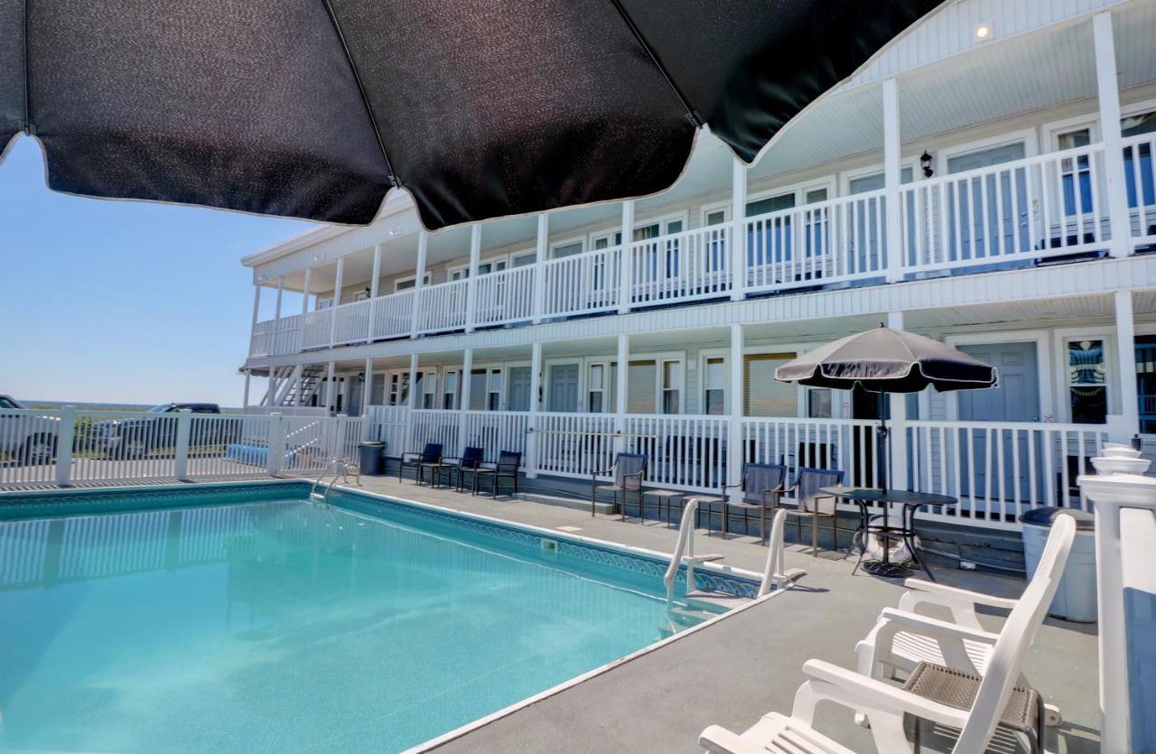 Ocean View Deluxe 2 Queens 1st or 2nd floor
