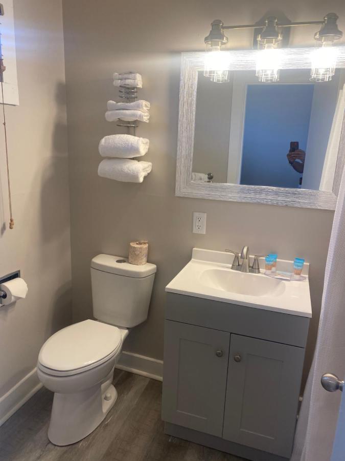 Oceanfront King Bed Private Hot Tub 1st floor