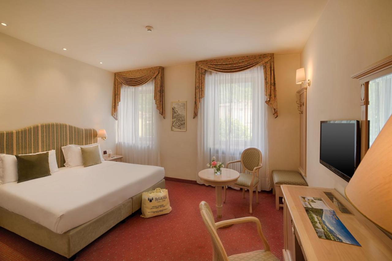 Premium Room with Lake View with Spa Access,1589119793:JPEG