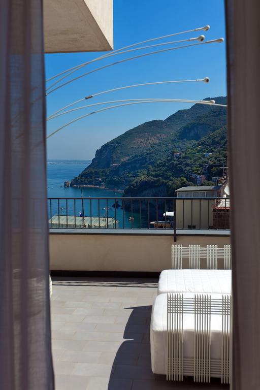 One-Bedroom Apartment Terrace