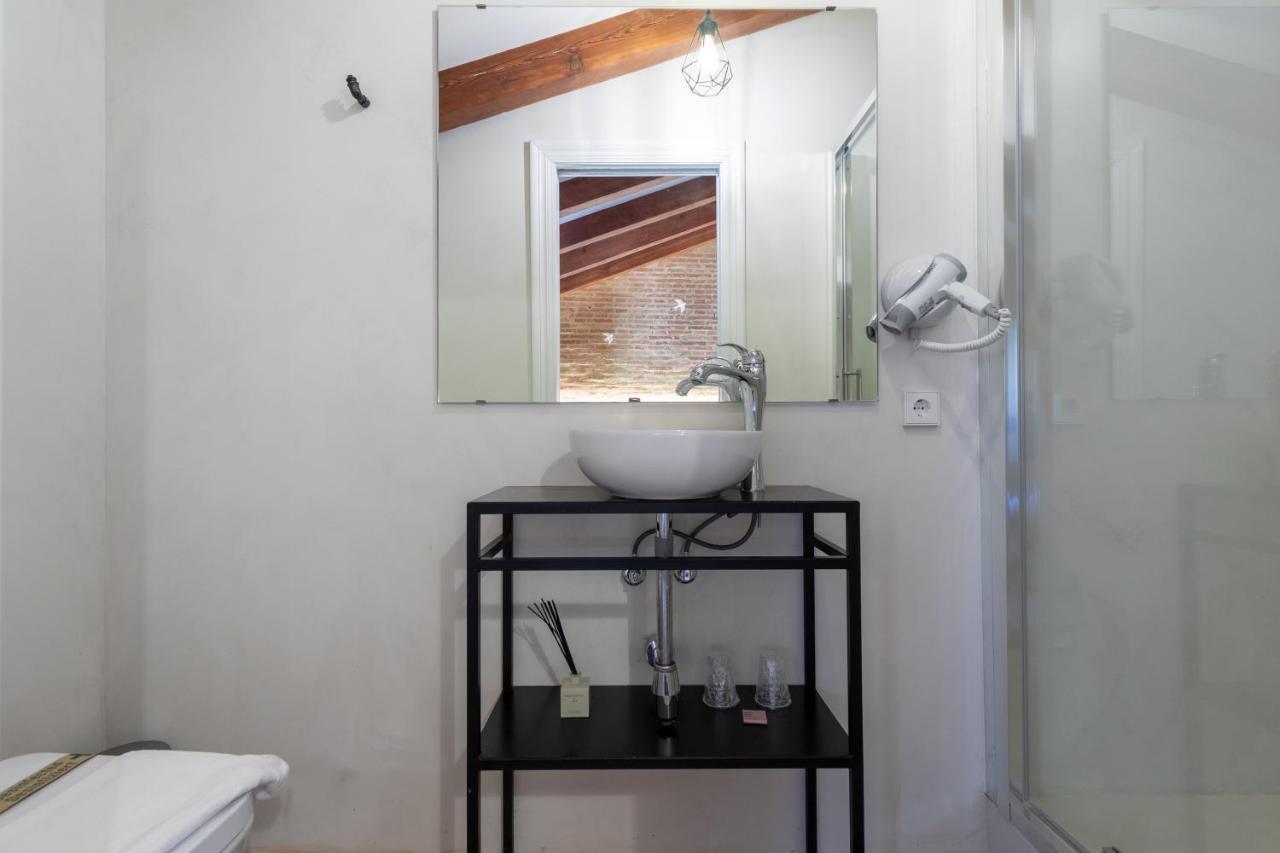 Double Room Attic 4º Floor without Elevator