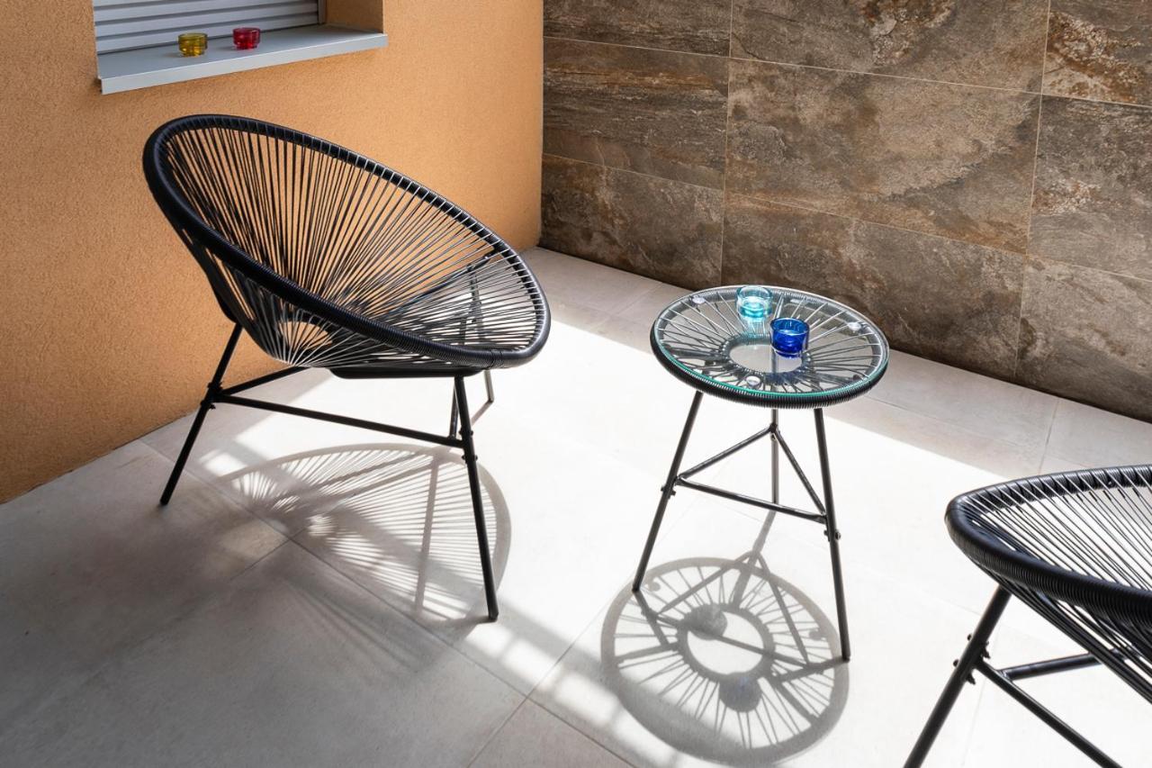 One-Bedroom Apartment Terrace