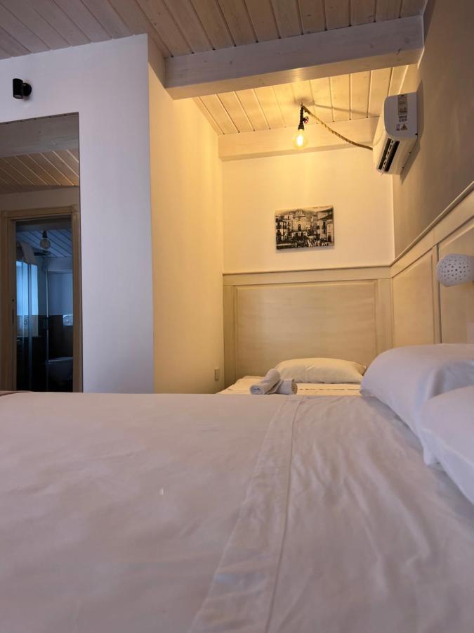 Triple Room Balcony