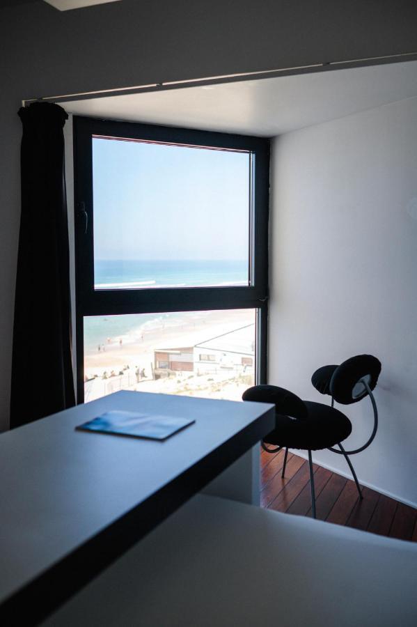 Double Room Bow Window