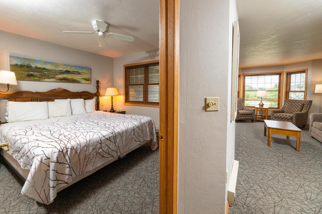 One-Bedroom Suite
