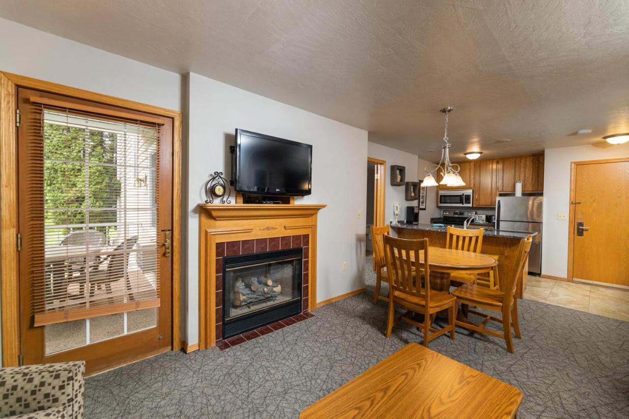 One-Bedroom Suite