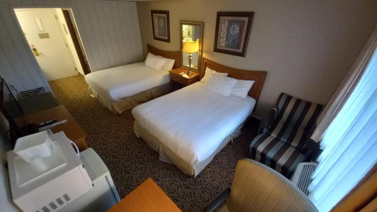 Queen Room Two Queen Beds