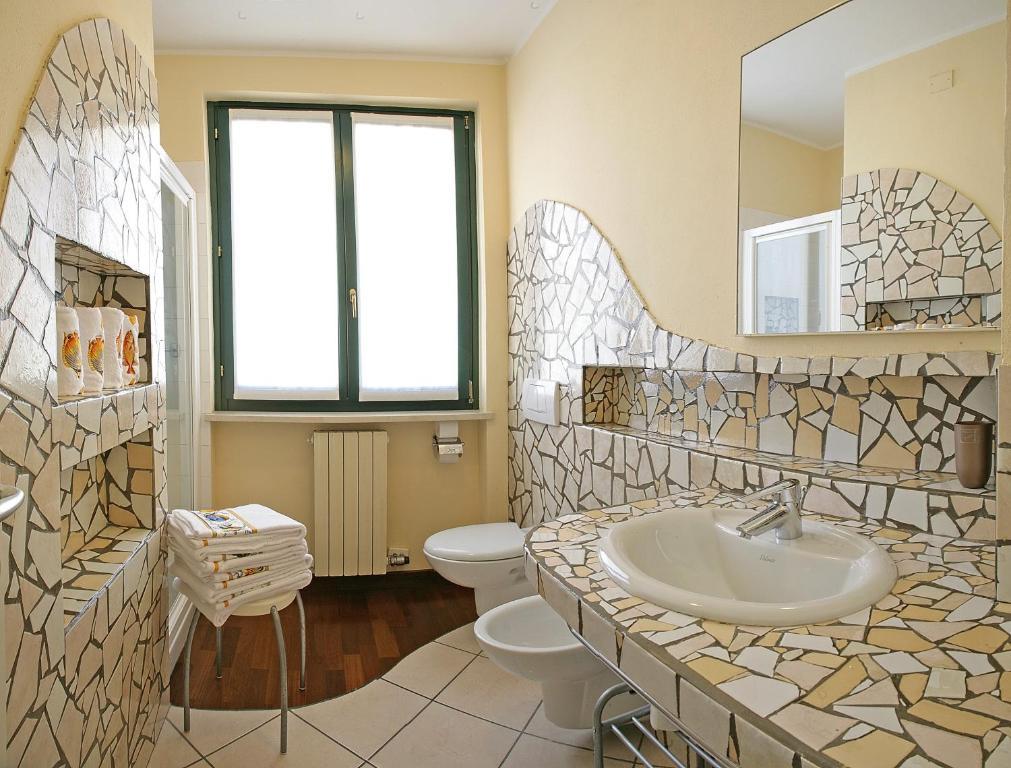 Superior One-Bedroom Apartment