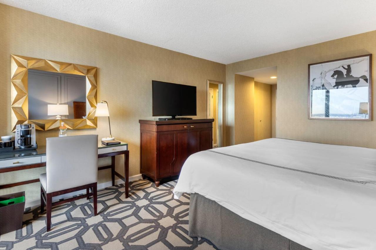 Preferred Premier Room 1 King Bed
