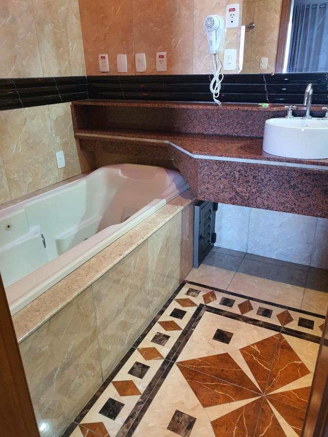 Family Room Bath