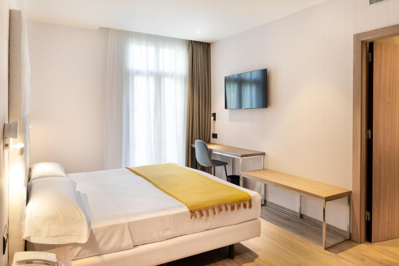 Double or Twin Room 1 or