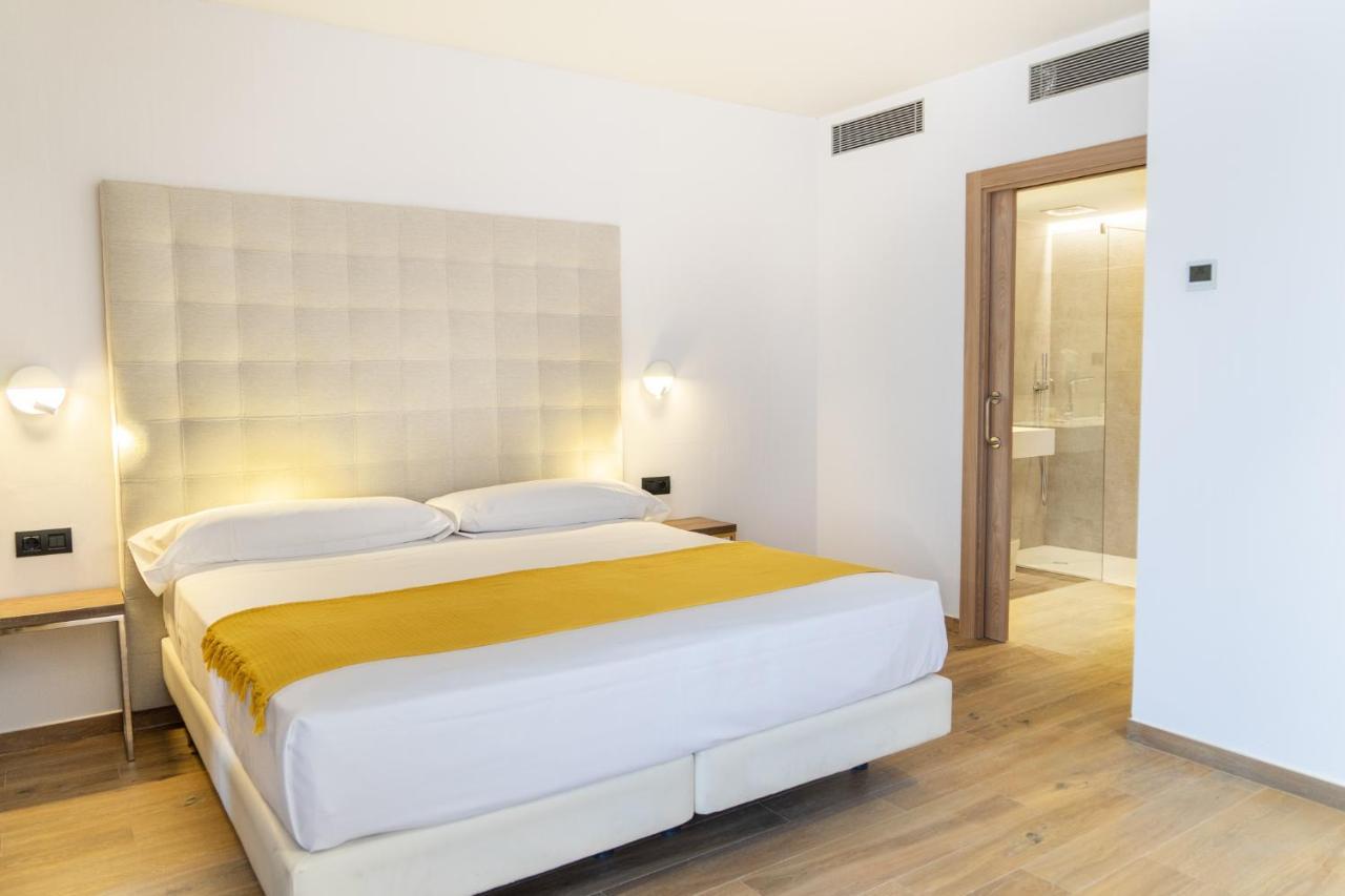 Double or Twin Room 1 or