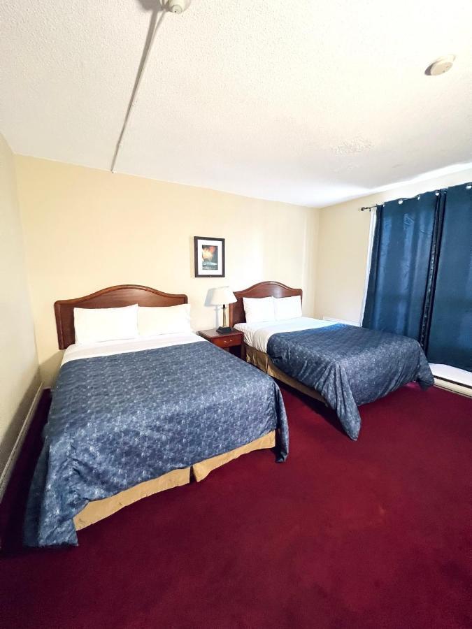 Standard Double Room Two Double Beds