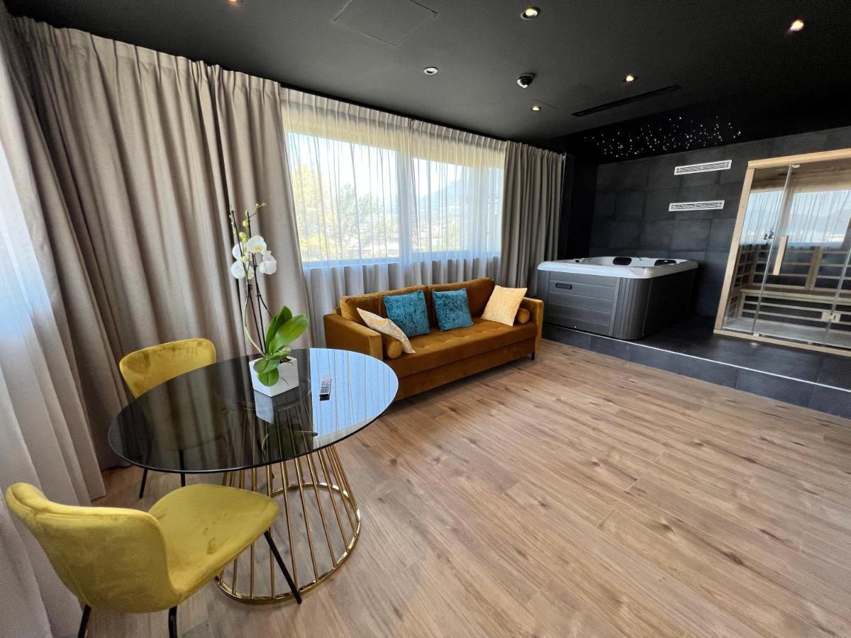 Suite Hot Tub