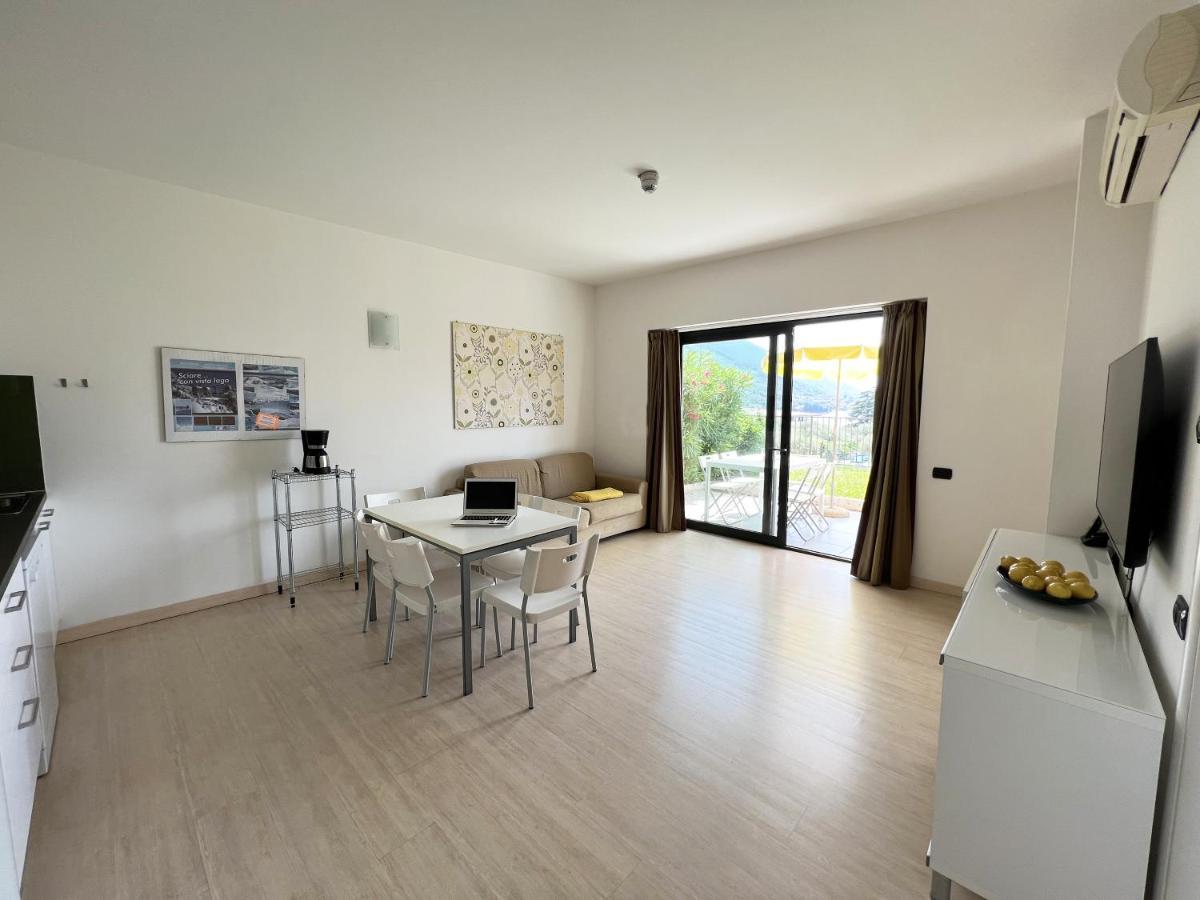 Two-Bedroom Apartment Lake View