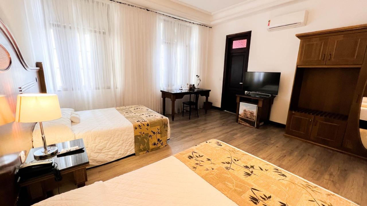 Luxury Triple Room