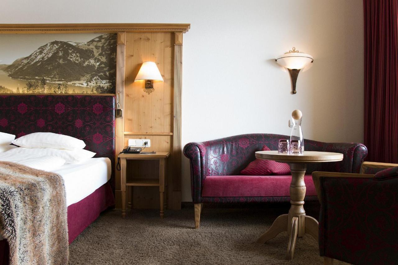 Post Deluxe Double Room