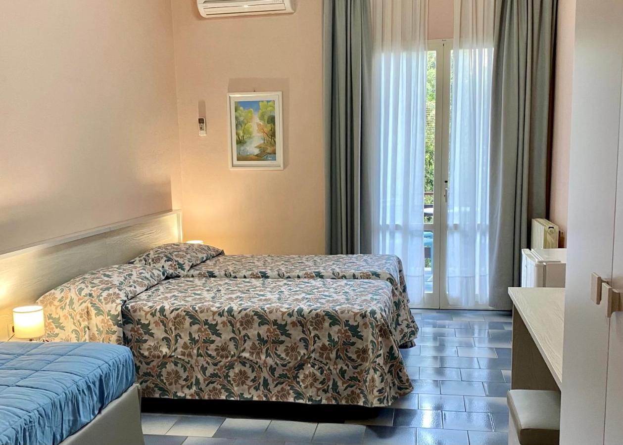 Triple Room Balcony