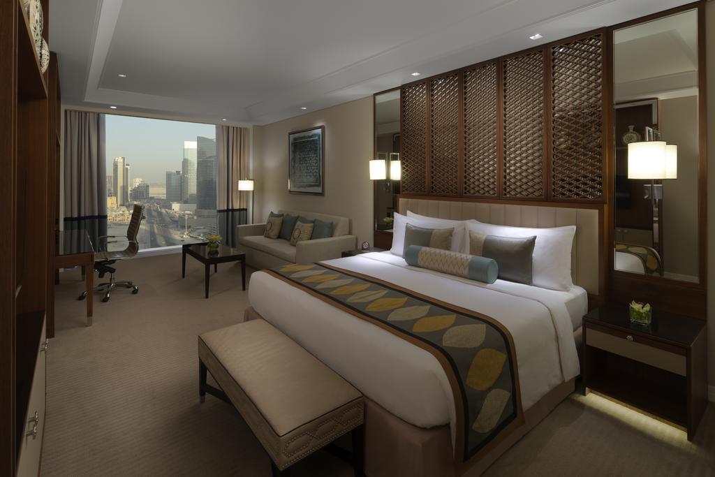 Quarto King Familiar com Vista Cidade