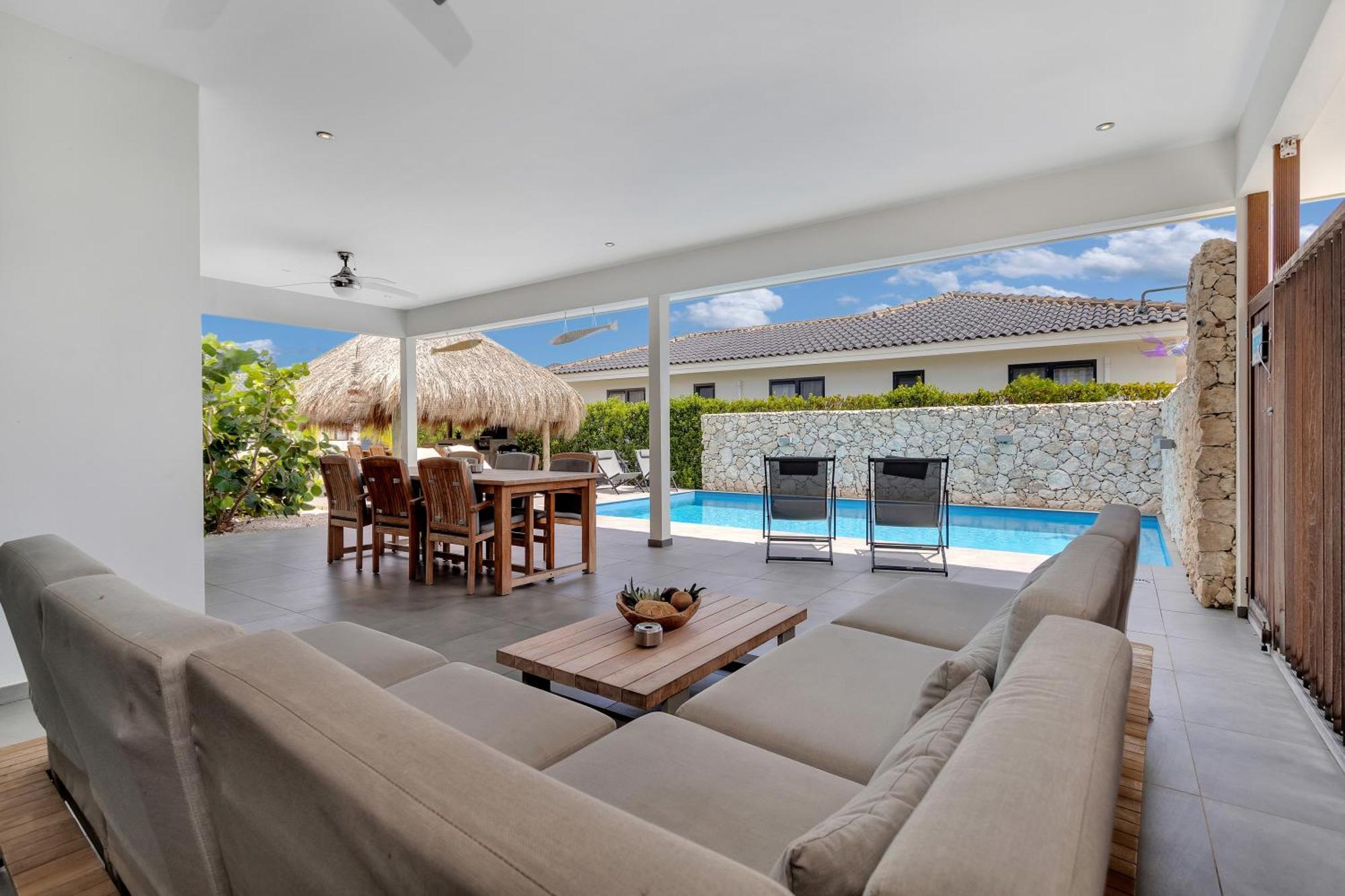 Deluxe Villa 3 Bedrooms Private Pool,1264069825:JPEG