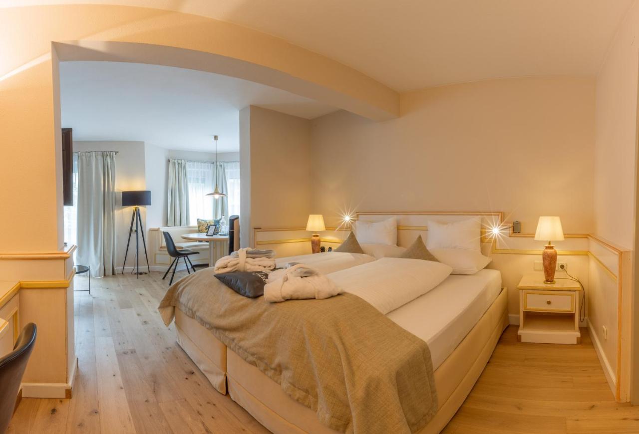 Manni Suite