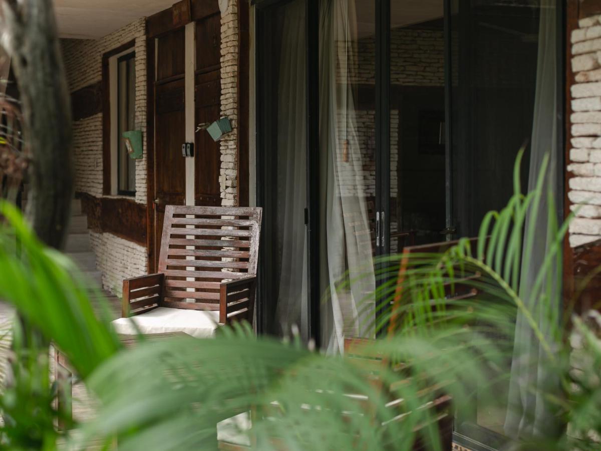 Studio Terrace Jungle View