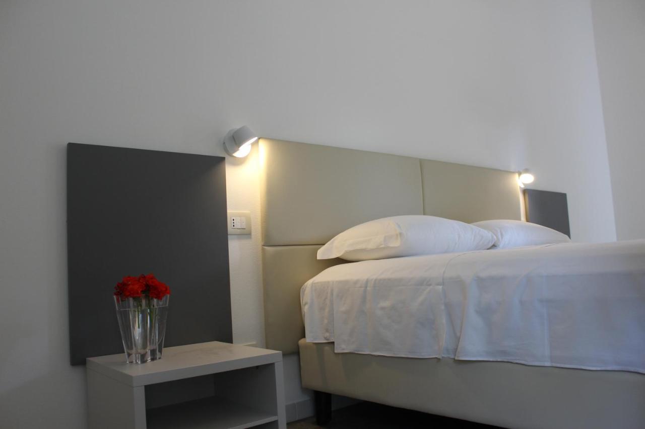 Large Double or Twin Room