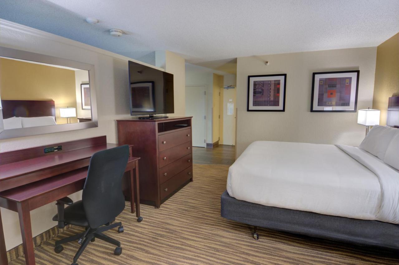 Premium King Room