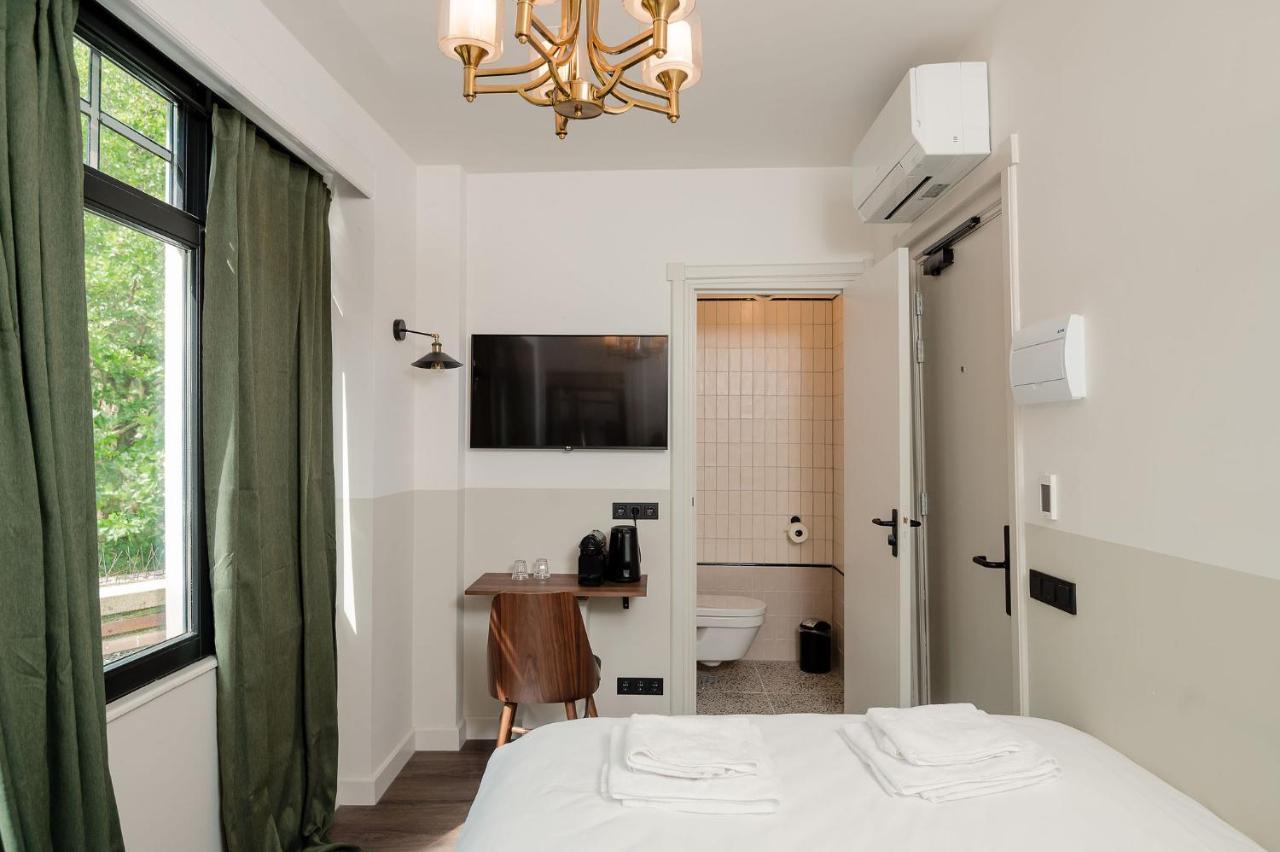 Tiny Room