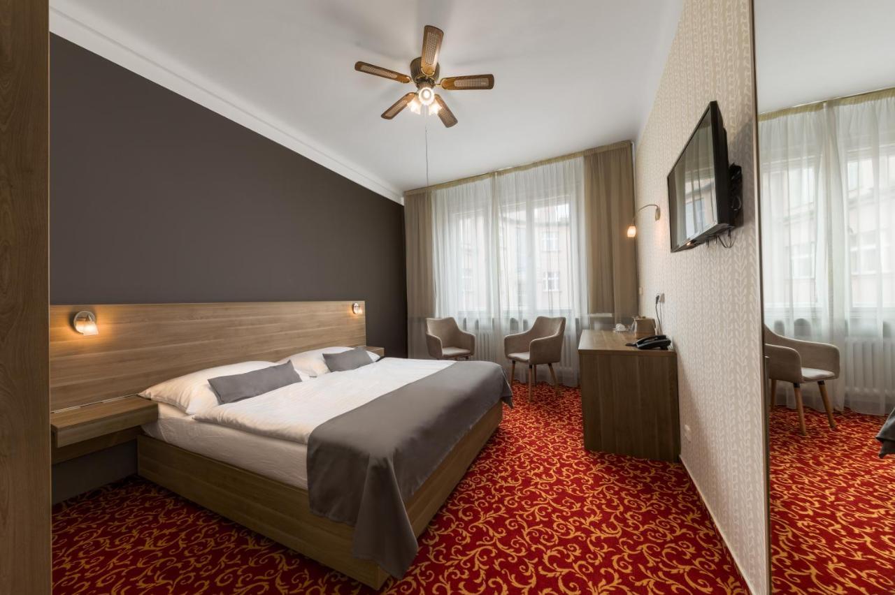 Double or Twin Room Balcony