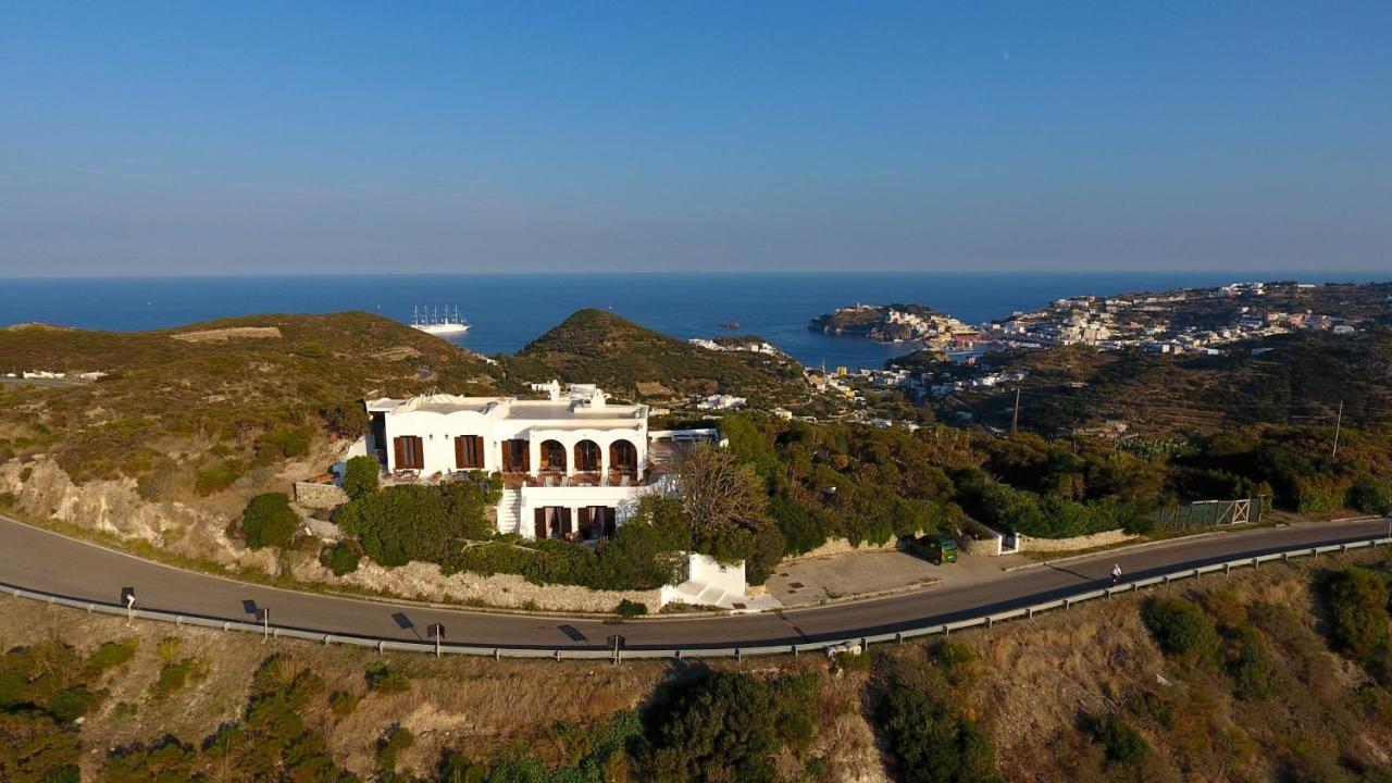 Quadruple Room Sea View