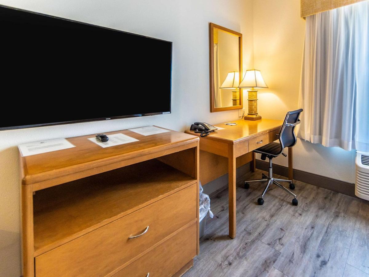 Standard Room J