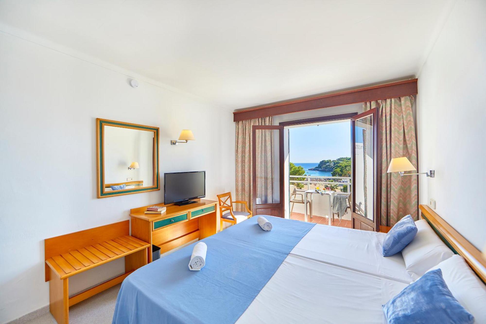 Twin Room Sea View