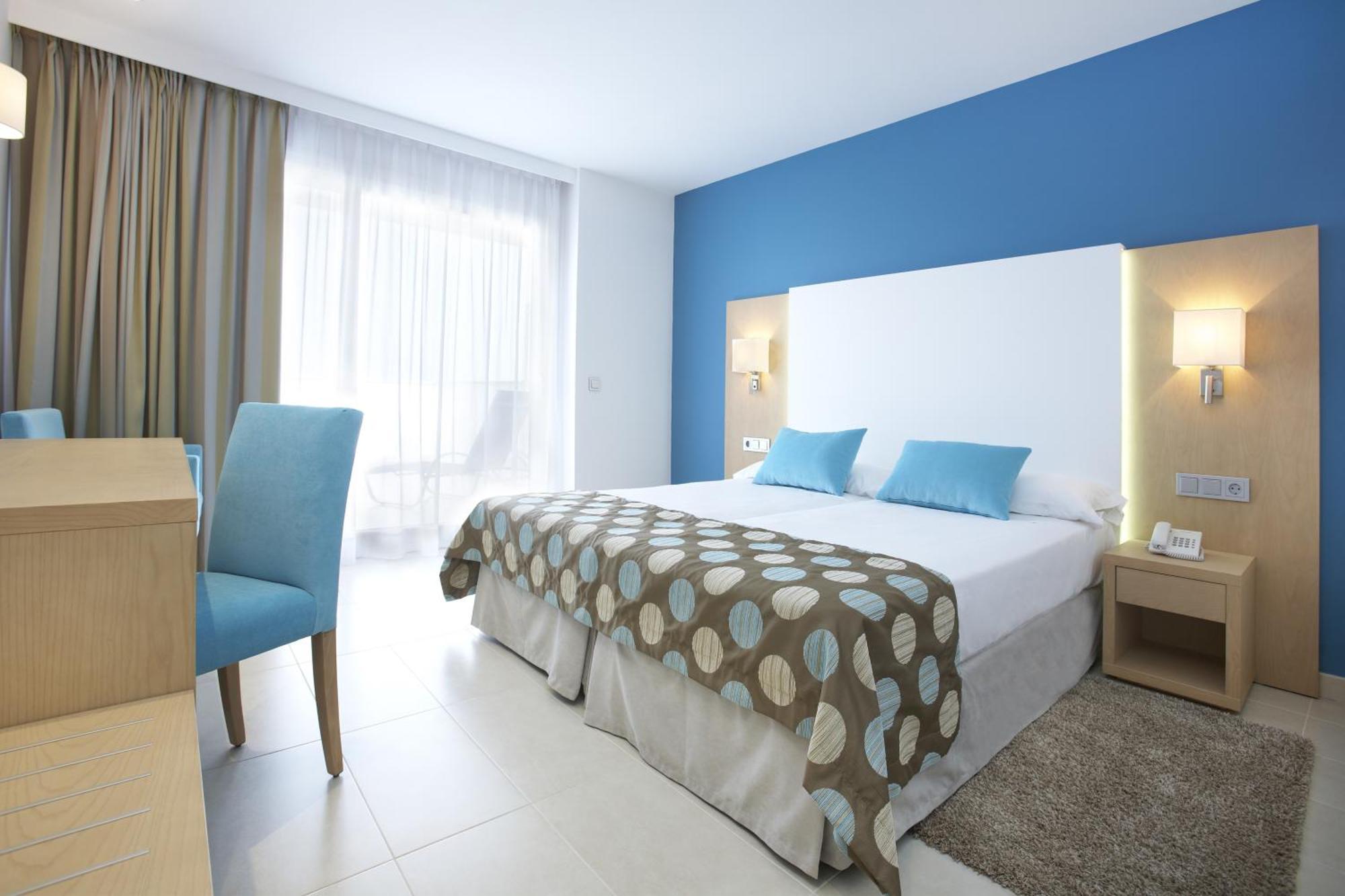 Superior Twin Room Sea View