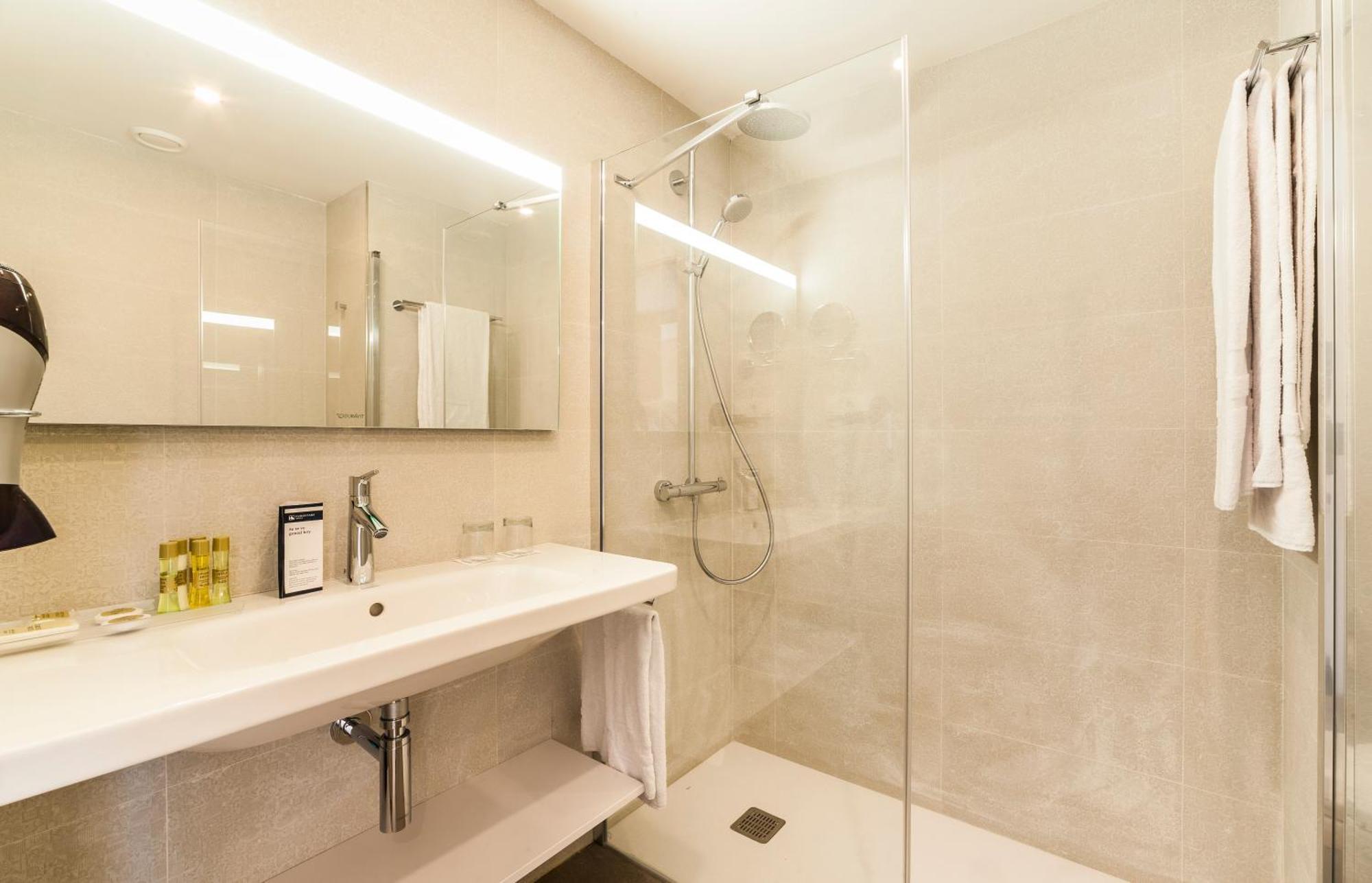 Single Room,1566906776:JPEG